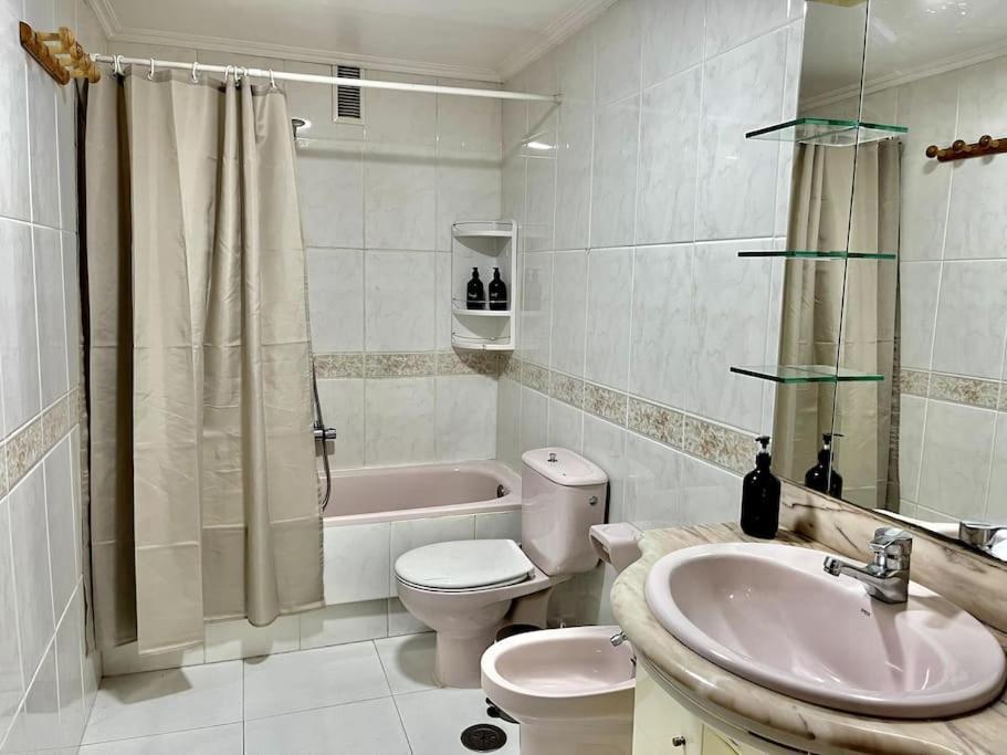 Agradable Apartamento Centrico En Cangas エクステリア 写真